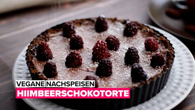 go to Vegane Nachspeisen: Himbeerschokotorte