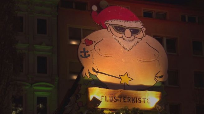go to Geilster Weihnachtsmarkt Deutschlands: Santa Pauli