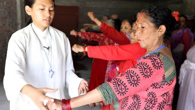 go to Angriff der Omis: Die Tai Chi-Senioren von Nepal